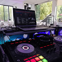 Rinen Terraza Luz y Sonido